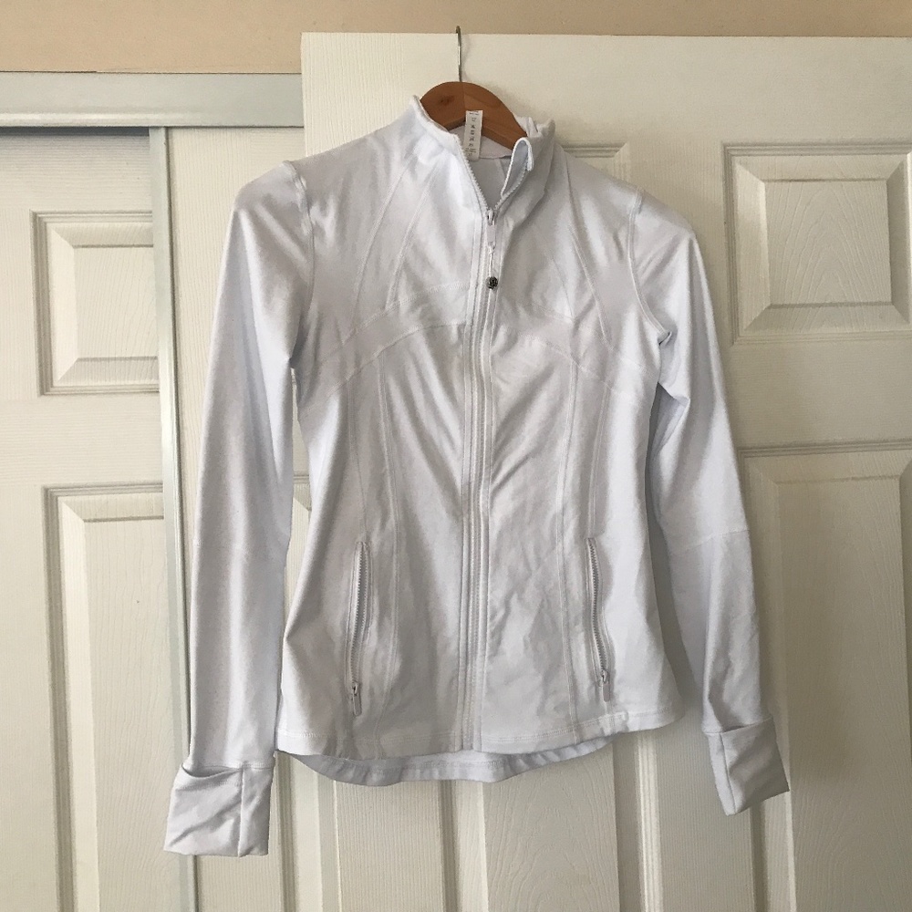 White lululemon jacket